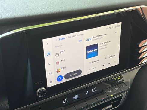 Used 2025 Toyota Camry LE w/ Convenience Package image 8