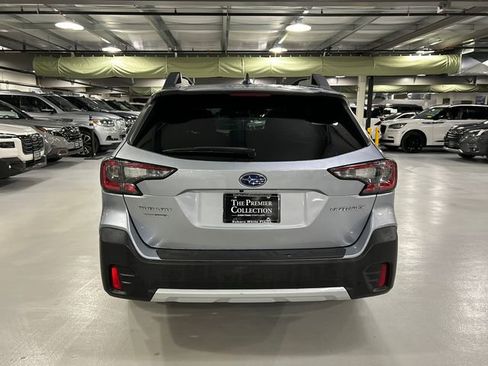 Used 2020 Subaru Outback Limited w/ Popular Package #2 image 3