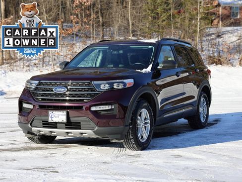 Certified 2022 Ford Explorer XLT w/ Equipment Group 202A AWD/4WD image 1