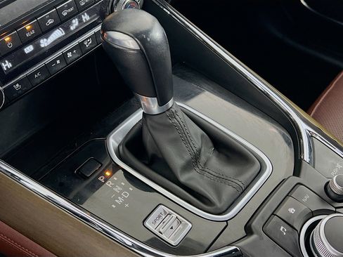 Used 2019 MAZDA CX-9 Signature image 11