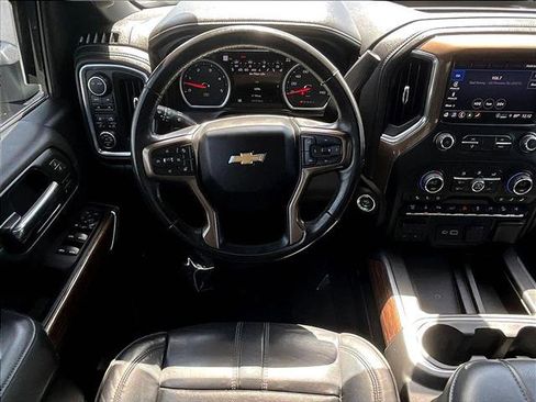 Used 2023 Chevrolet Silverado 3500 High Country w/ Z71 Off-Road Package AWD/4WD image 5