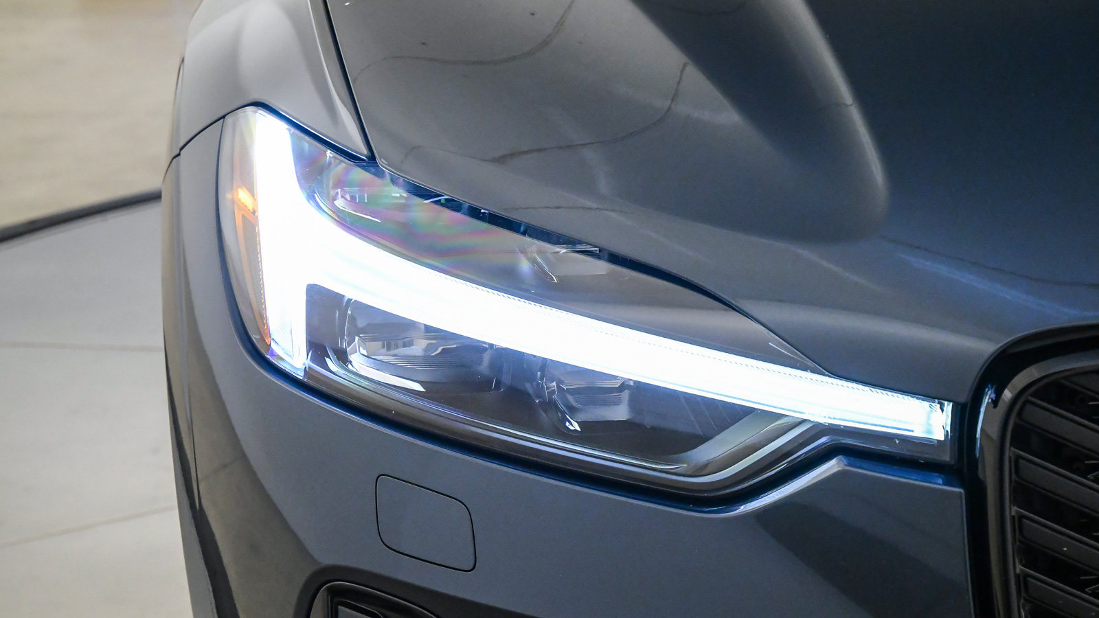 Certified 2026 Volvo XC60 B5 Plus AWD/4WD image 8