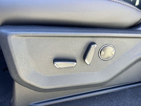 New 2025 Ford F150 Lariat w/ Equipment Group 502A High image 14