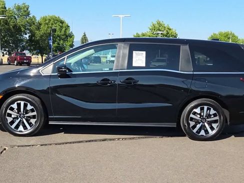 Used 2025 Honda Odyssey EX-L image 5