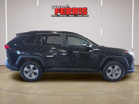 Used 2025 Toyota RAV4 XLE image 4