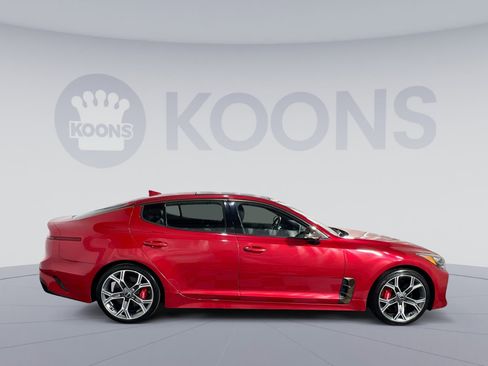Used 2018 Kia Stinger GT1 image 7