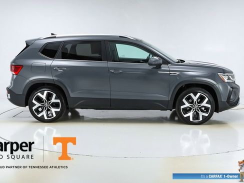 Used 2023 Volkswagen Taos SEL AWD/4WD image 48
