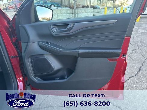 Used 2023 Ford Escape Active image 35