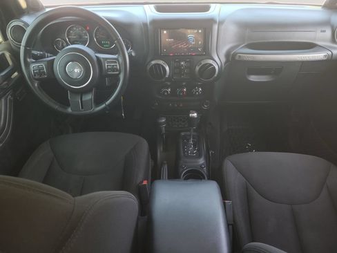 Used 2014 Jeep Wrangler Unlimited Sport w/ Quick Order Package 24S AWD/4WD image 10