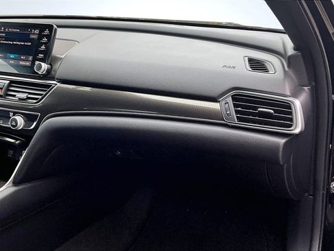 Used 2018 Honda Accord Sport image 26