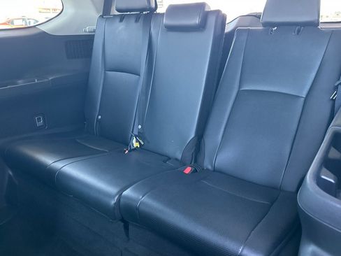 Certified 2025 Toyota Grand Highlander FWD image 15