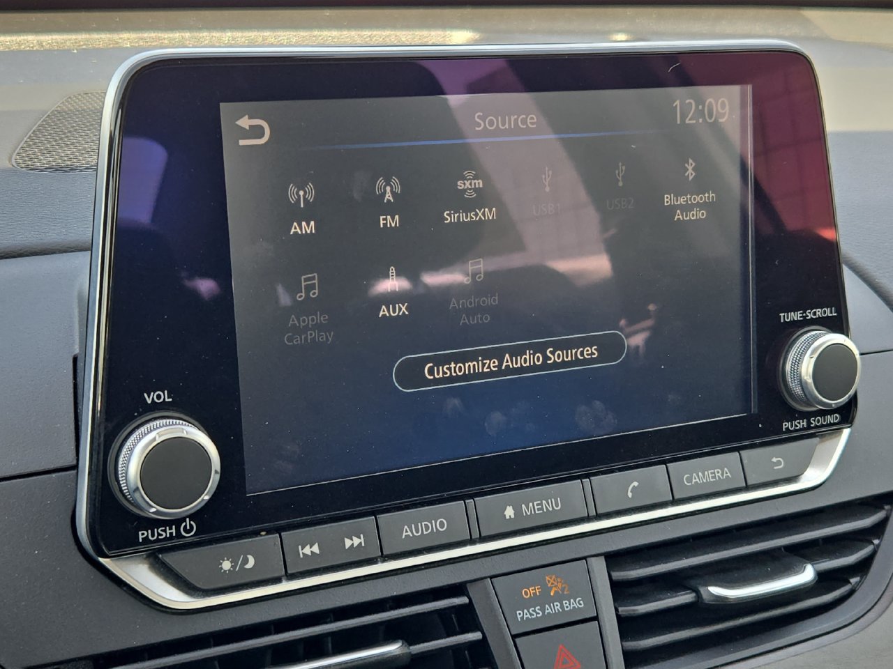Certified 2025 Nissan Altima 2.5 SV FWD image 23