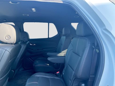 Used 2023 Chevrolet Traverse RS w/ LPO, Cargo Package FWD image 25