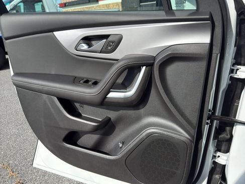 New 2026 Chevrolet Blazer LT w/ Convenience Package FWD image 9