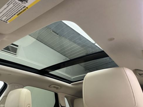 Used 2019 Cadillac XT5 Luxury image 7