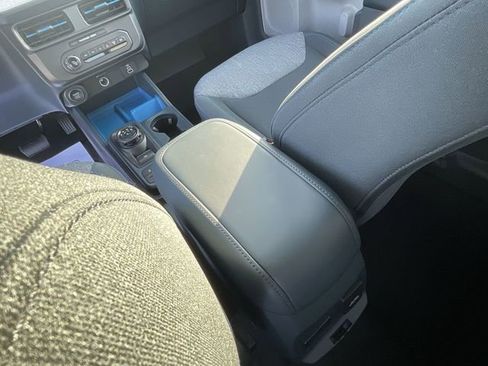 New 2025 Ford Maverick XLT w/ XLT Luxury Package image 19