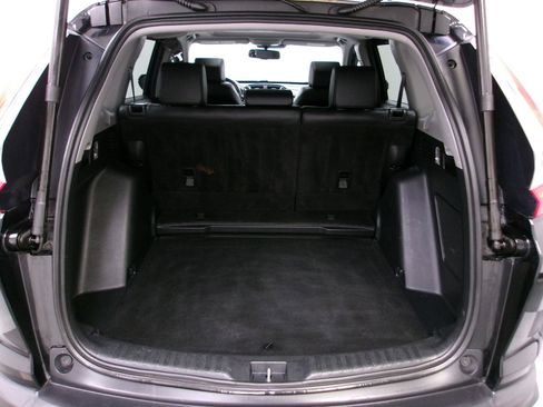 Used 2018 Honda CR-V Touring image 13