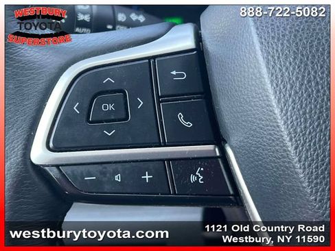 Used 2021 Toyota Sienna XLE AWD/4WD image 21
