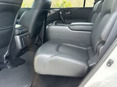 Used 2024 Nissan Armada SL w/ Midnight Edition Package image 22