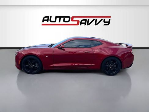 Used 2018 Chevrolet Camaro SS RWD image 4