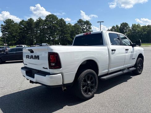 Used 2026 RAM 2500 Big Horn AWD/4WD image 10