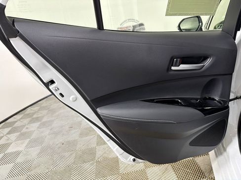 Used 2025 Toyota Corolla SE FWD image 21