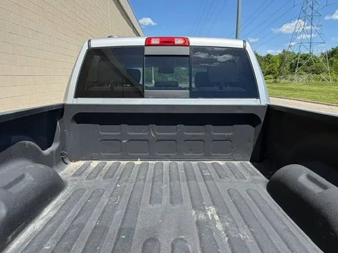 Used 2017 RAM 1500 Classic SLT AWD/4WD image 21