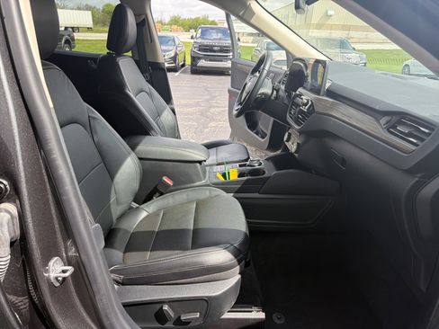Used 2020 Ford Escape Titanium AWD/4WD image 31