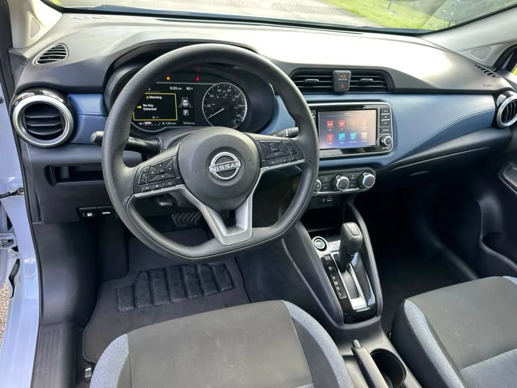 Used 2025 Nissan Versa SV w/ Trunk Package FWD image 8