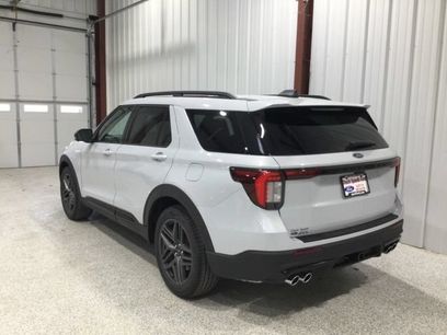 New 2026 Ford Explorer ST w/ Sun And Sound Package
