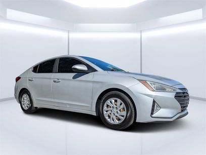Used 2019 Hyundai Elantra SE