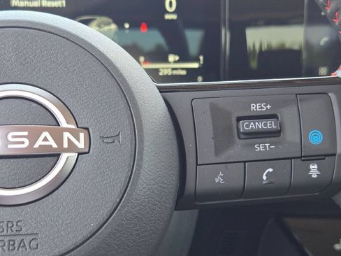 Used 2026 Nissan Kicks SR w/ Cold Weather Package AWD/4WD image 32
