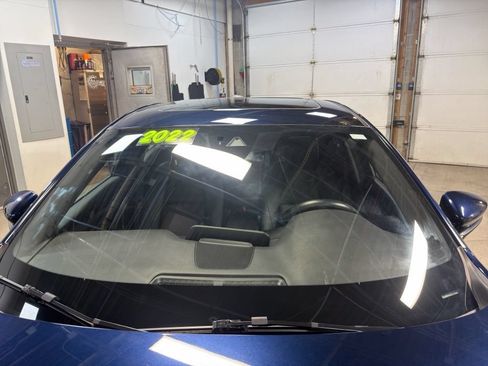 Used 2022 MAZDA MAZDA3 s FWD image 28