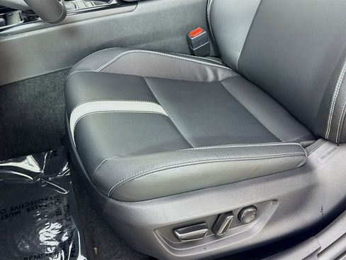 Used 2025 Toyota Camry XSE image 19