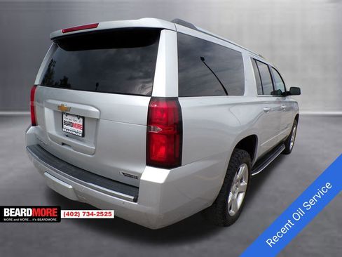 Used 2018 Chevrolet Suburban Premier image 8