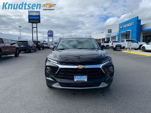 Certified 2024 Chevrolet Blazer LT w/ Convenience Package image 2