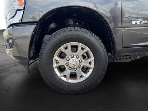 Used 2024 RAM 2500 Laramie AWD/4WD image 25