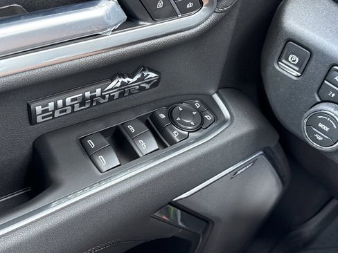 New 2026 Chevrolet Silverado 1500 High Country w/ Midnight Edition AWD/4WD image 19