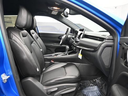 New 2026 Jeep Compass Latitude AWD/4WD image 32