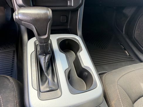 Used 2018 Chevrolet Colorado LT w/ LT Convenience Package AWD/4WD image 7