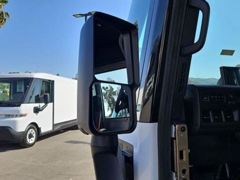 New 2025 Chevrolet Brightdrop 400 w/ Battery Pack, Max Range AWD/4WD image 20