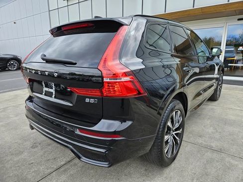 Used 2025 Volvo XC60 B5 Plus w/ Climate Package AWD/4WD image 5