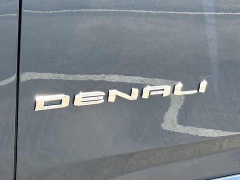 New 2026 GMC Yukon Denali Ultimate AWD/4WD image 33