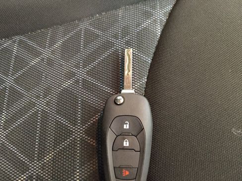 Used 2021 Chevrolet Spark LT image 32