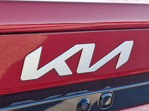 Used 2025 Kia K4 LXS image 30