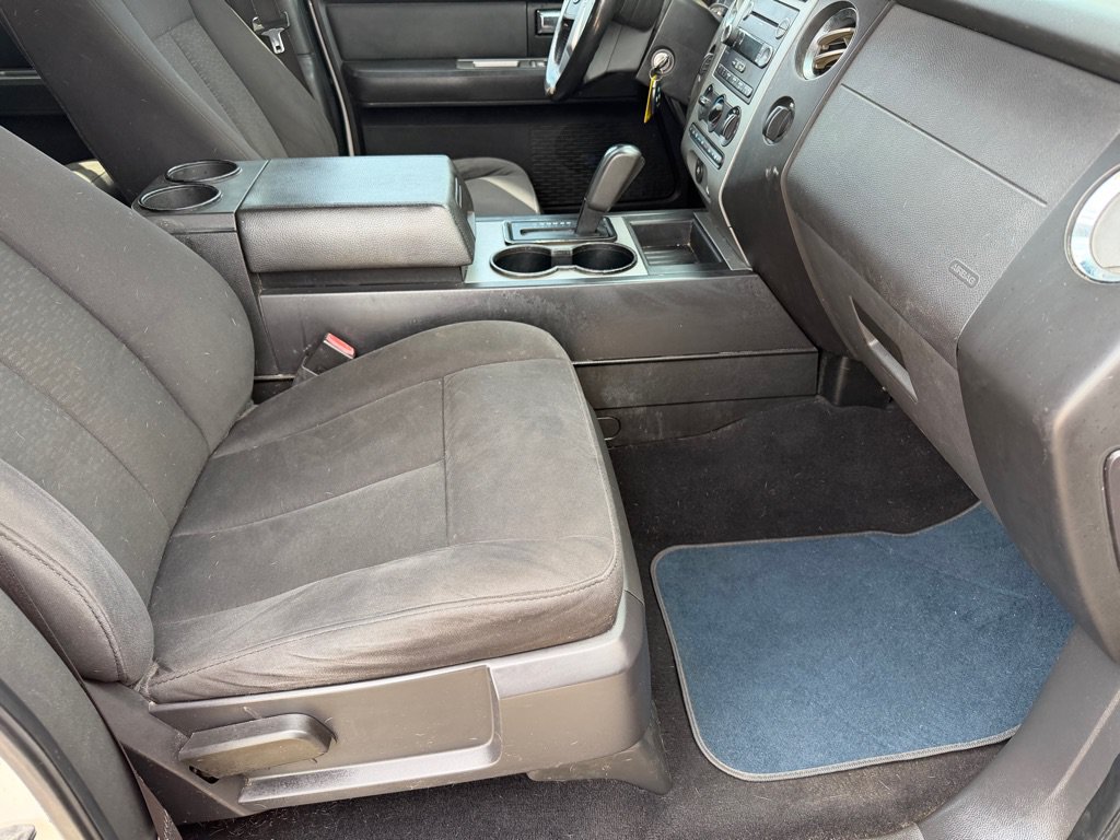 Used 2008 Ford Expedition XLT AWD/4WD image 11