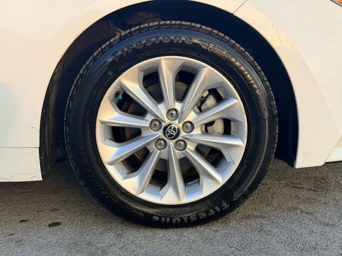 Used 2022 Toyota Corolla XLE image 25