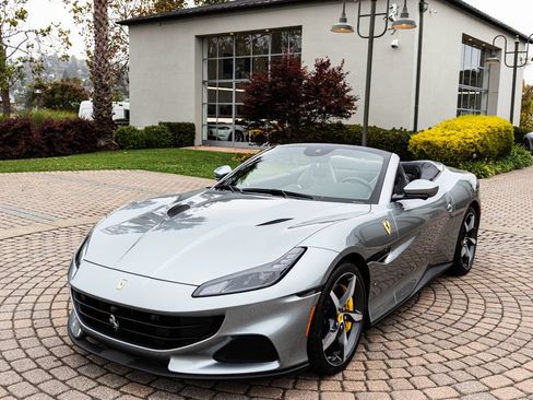 Certified 2022 Ferrari Portofino M RWD image 10