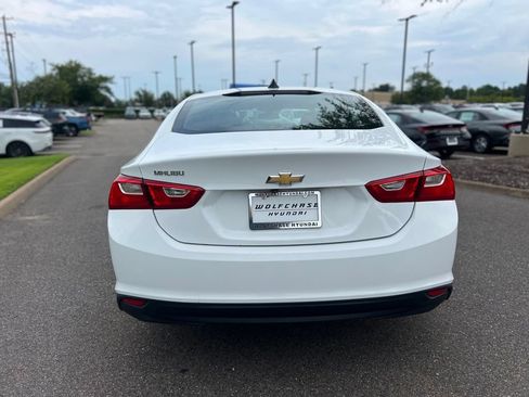 Used 2018 Chevrolet Malibu LS FWD image 18