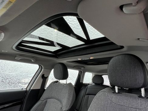 Used 2022 MINI Cooper Clubman S image 23